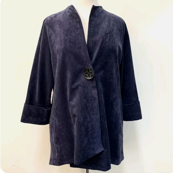 IC by Connie K Jackets & Blazers - IC by Connie K Faux Suede Asymmetrical Jacket Blazer